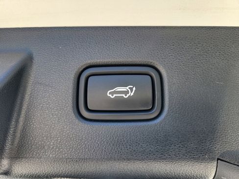 Used 2025 Hyundai Tucson SEL FWD image 8
