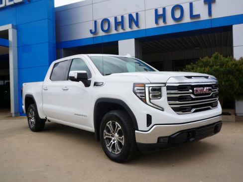 Used 2025 GMC Sierra 1500 SLT AWD/4WD image 2