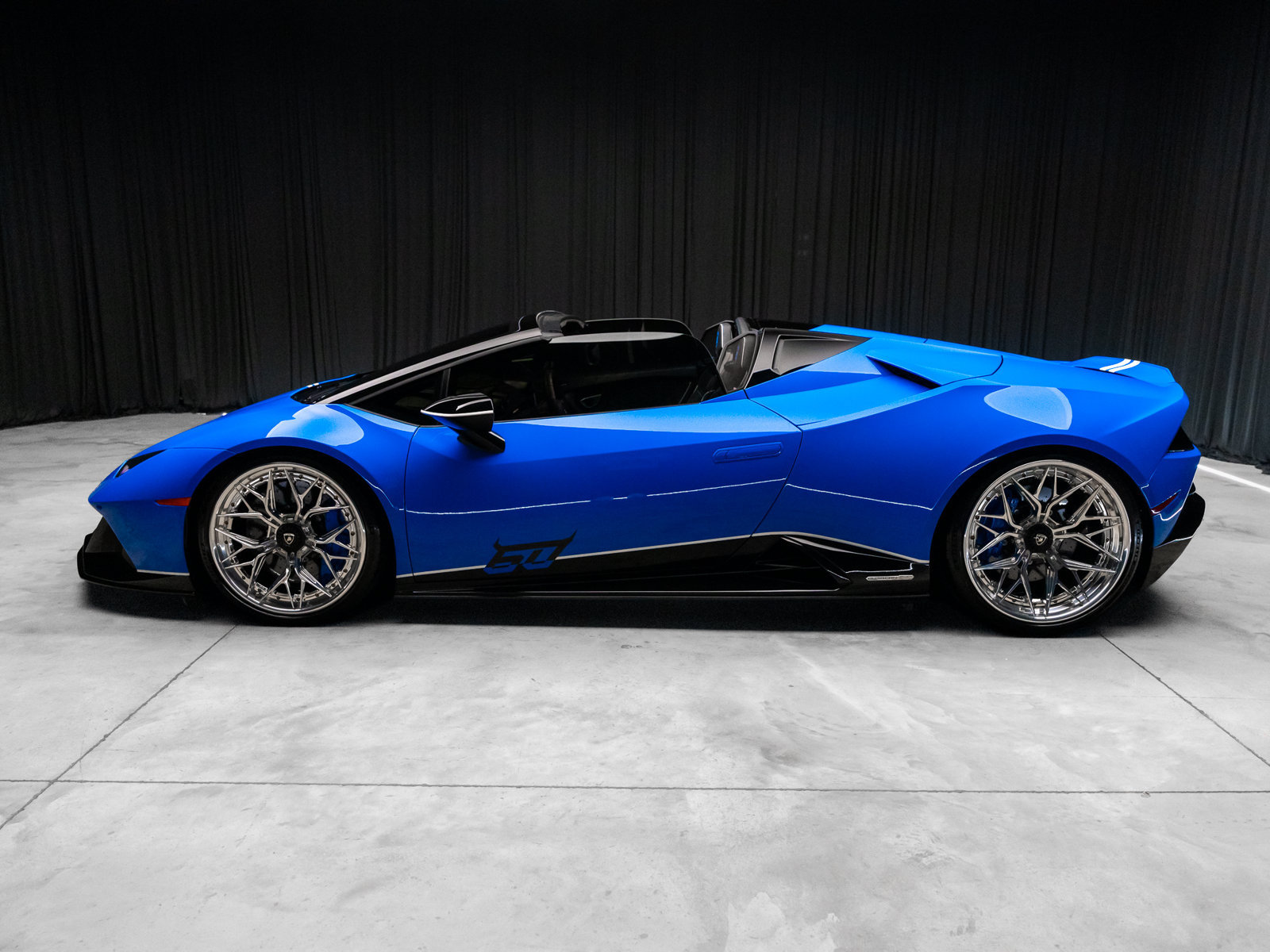 Used 2024 Lamborghini Huracan EVO AWD/4WD image 13