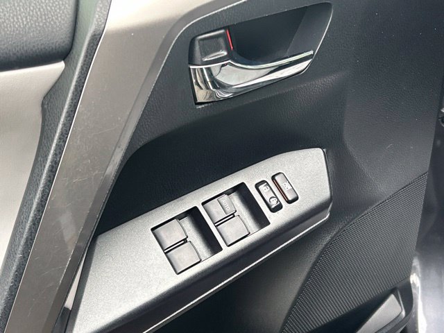 Used 2017 Toyota RAV4 XLE AWD/4WD image 22
