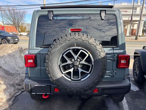 New 2026 Jeep Wrangler Unlimited Rubicon image 2