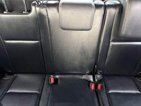 Used 2016 Toyota Highlander XLE FWD image 18