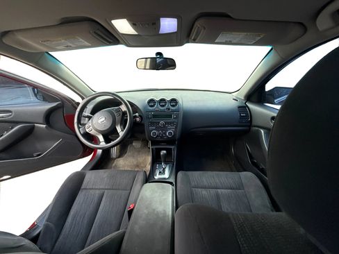 Used 2010 Nissan Altima 2.5 S w/ Convenience Pkg FWD image 21