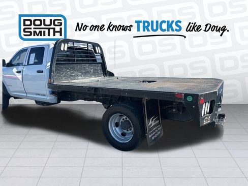 Used 2020 RAM 5500 Tradesman w/ Safety Group image 4