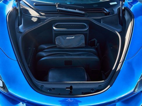 Used 2026 McLaren 750S Spider image 18