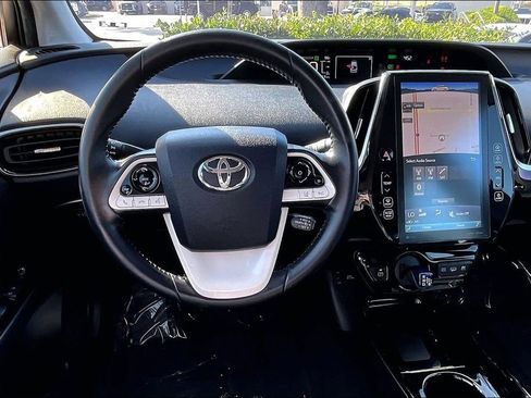 Used 2019 Toyota Prius Prime Premium FWD image 7