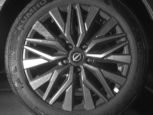 Used 2026 Nissan Altima 2.5 SV FWD image 18