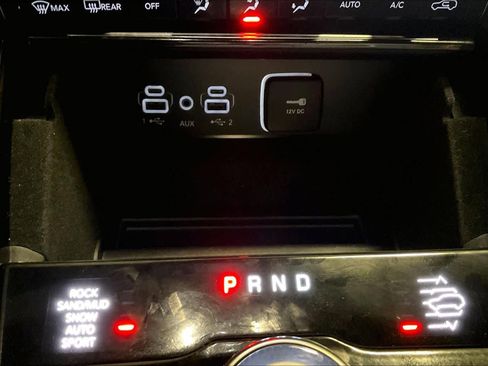 Used 2022 Jeep Grand Cherokee Overland image 64