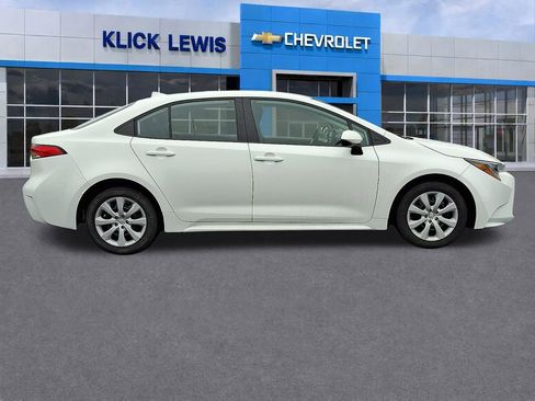 Used 2024 Toyota Corolla LE image 9