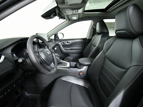 New 2025 Toyota RAV4 XLE Premium image 5