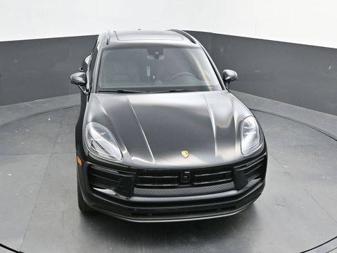 New 2026 Porsche Macan image 35
