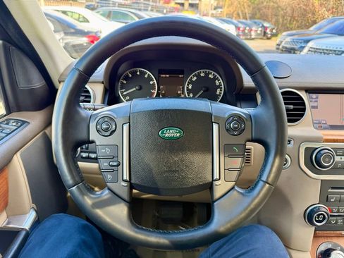 Used 2011 Land Rover LR4 HSE image 19