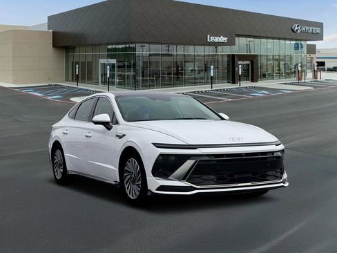 New 2026 Hyundai Sonata Limited image 11