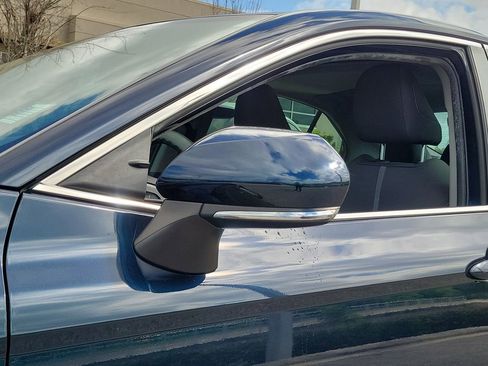 Used 2021 Toyota Camry LE w/ Convenience Package FWD image 10
