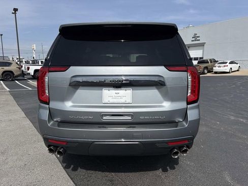 Used 2023 GMC Yukon Denali Ultimate AWD/4WD image 3