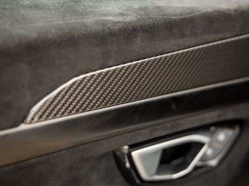 Used 2024 Lamborghini Urus Performante image 24