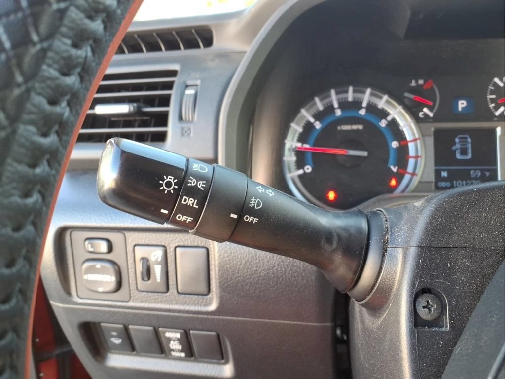 Used 2019 Toyota 4Runner SR5 Premium AWD/4WD image 23