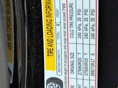 Used 2025 Chevrolet Tahoe LT image 18