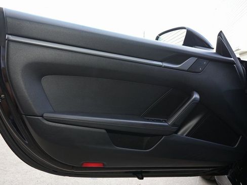 Used 2022 Porsche 911 Carrera image 22