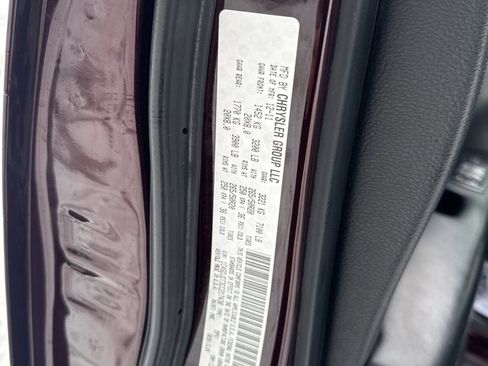 Used 2012 Dodge Durango Crew w/ Leather Interior Group image 12