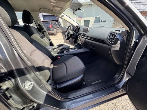 Used 2014 MAZDA MAZDA3 i Touring image 41