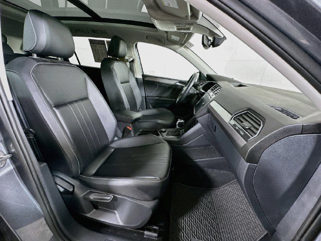 Certified 2024 Volkswagen Tiguan SE AWD/4WD image 28