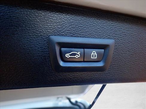 Used 2016 BMW X3 xDrive28d image 8