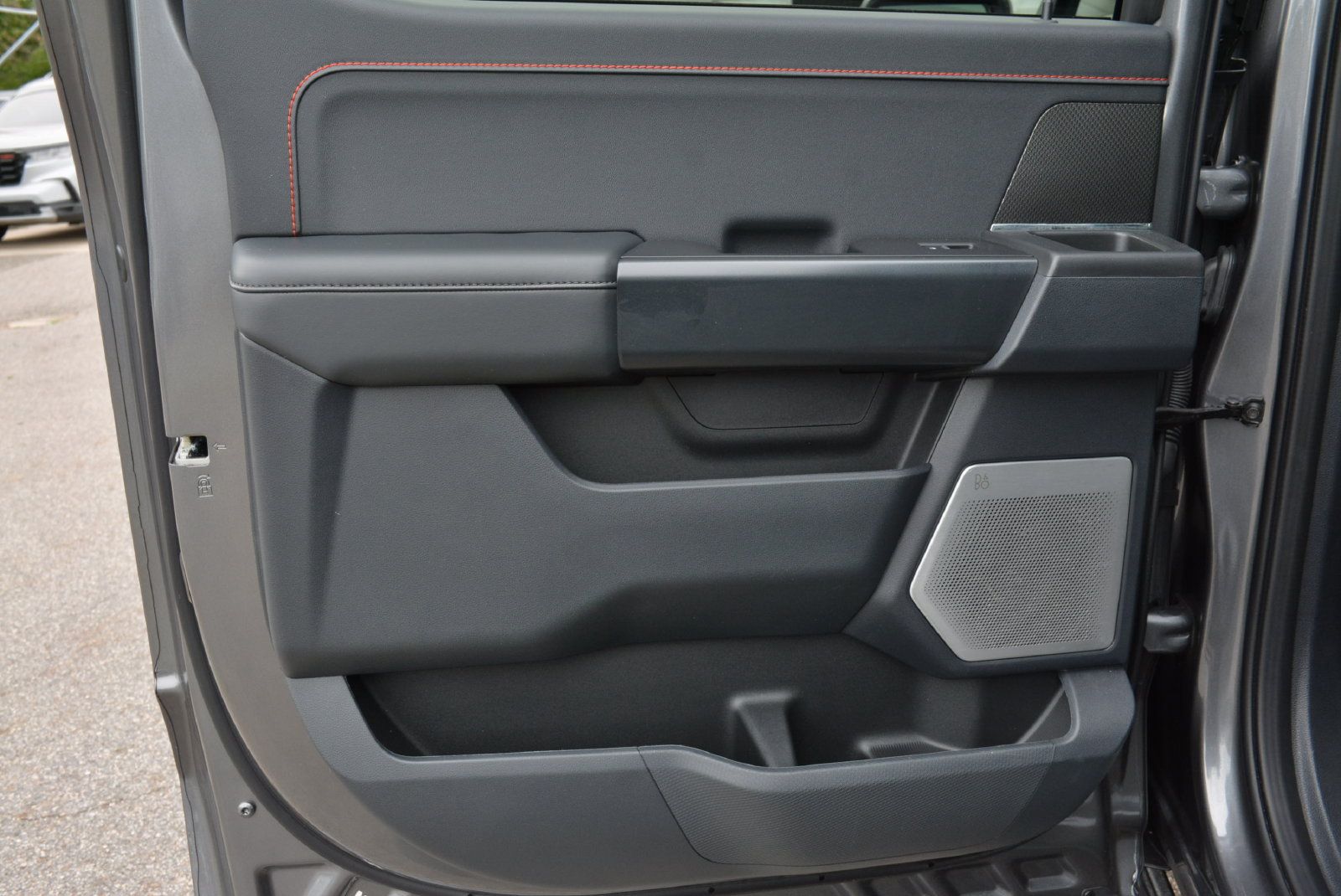 Used 2024 Ford F150 Raptor AWD/4WD image 17