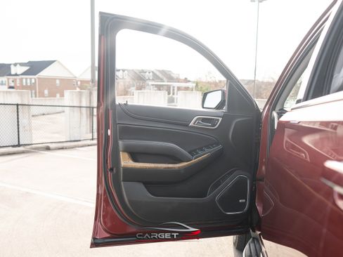 Used 2017 GMC Yukon Denali w/ Open Road Package image 44