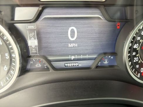 Used 2025 RAM 1500 Laramie image 17