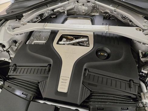 Used 2025 Aston Martin DBX 707 AWD/4WD image 29