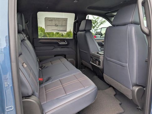 New 2026 Chevrolet Silverado 3500 High Country w/ Technology Package AWD/4WD image 7