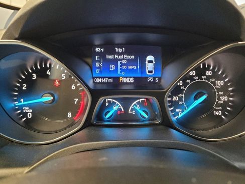 Used 2018 Ford Escape SE w/ SE Sport Appearance Package AWD/4WD image 23