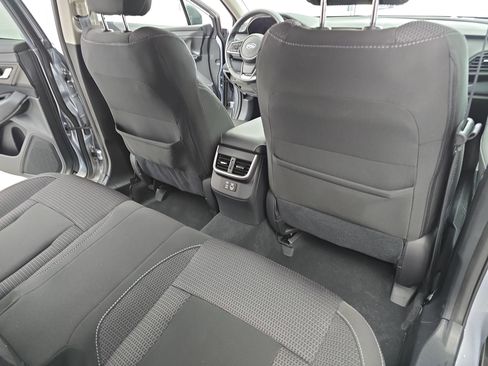 Used 2025 Subaru Outback Premium w/ Popular Package #1A image 11