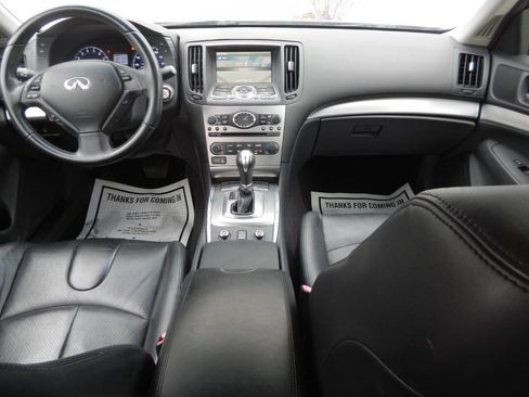 Used 2010 INFINITI G37 x AWD 4dr Sedan image 2