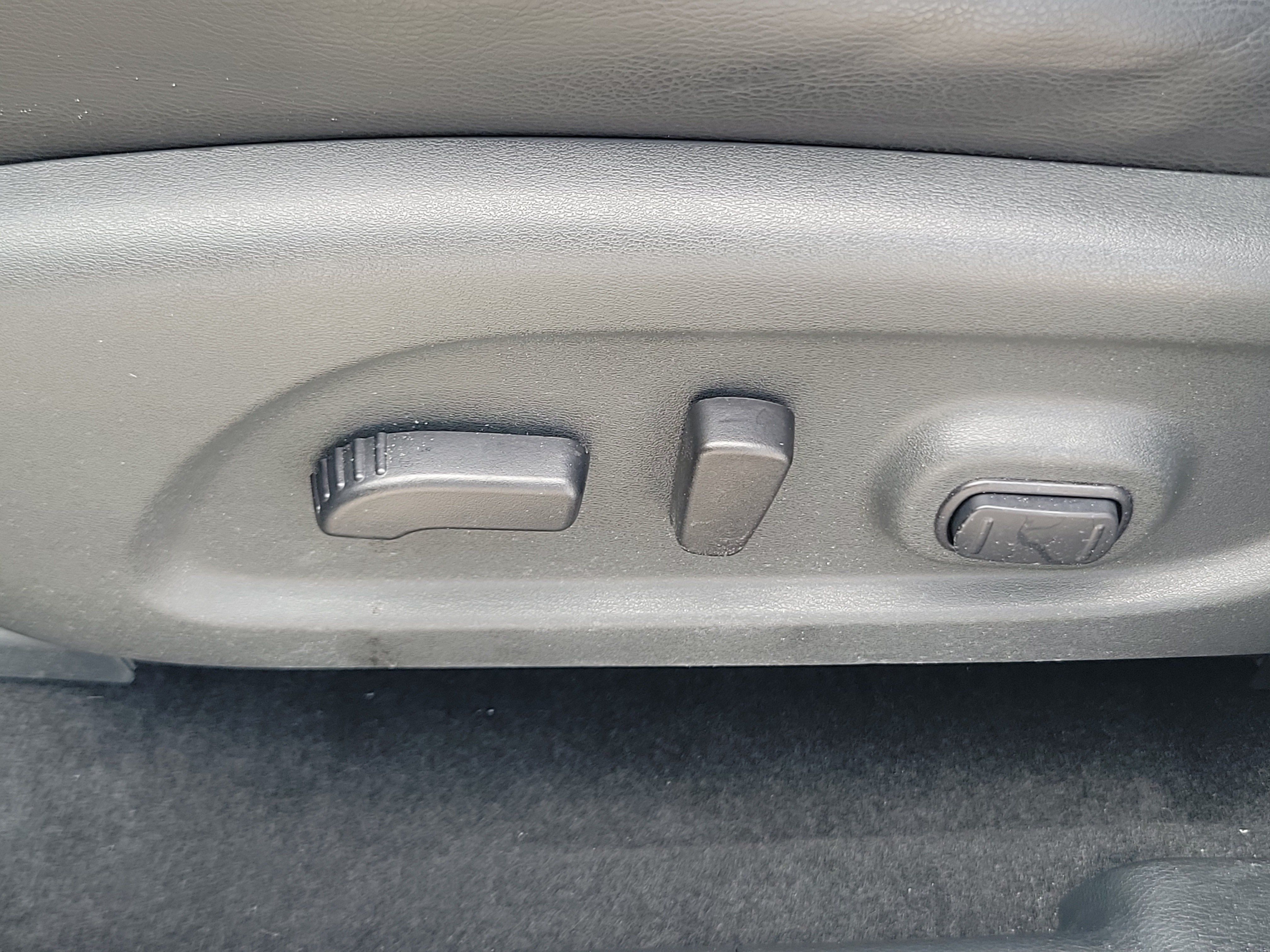 Used 2023 Nissan Murano SL w/ SL Moonroof Package FWD image 13