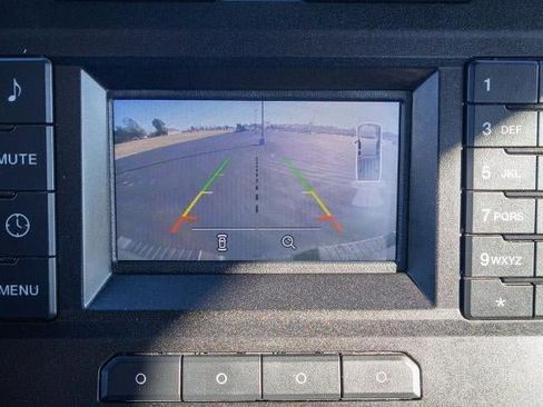 Used 2018 Ford F250 XL w/ Power Equipment Group image 18