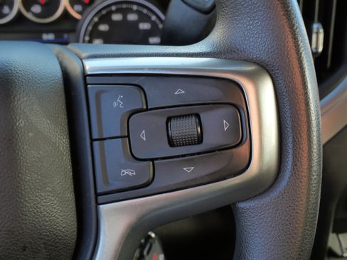 Used 2022 Chevrolet Silverado 1500 Custom w/ Safety Confidence Package image 28