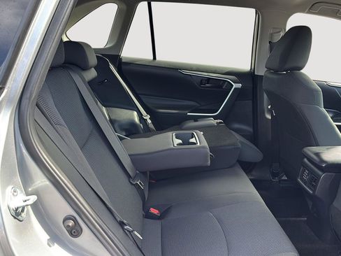 Used 2024 Toyota RAV4 LE image 22