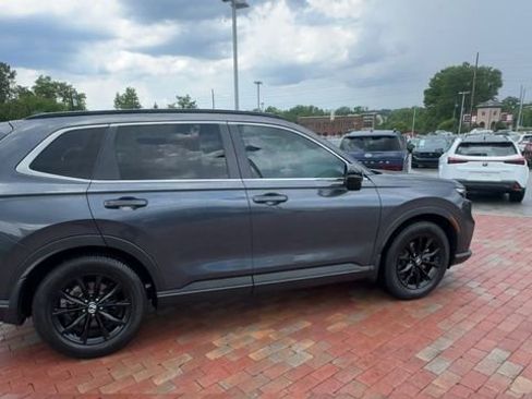 Used 2023 Honda CR-V Sport image 3