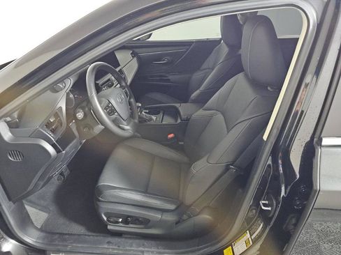 Used 2025 Lexus ES 350 w/ Premium Package FWD image 4