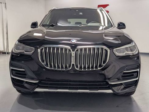 Used 2022 BMW X5 xDrive40i w/ Parking Assistance Package image 26