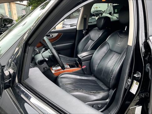 Used 2011 INFINITI FX35 AWD w/ Premium Pkg image 36