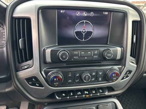 Used 2014 GMC Sierra 1500 SLT w/ SLT Crew Cab Value Package image 27