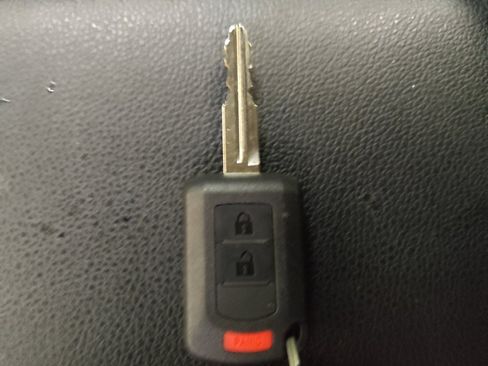 Used 2025 Mitsubishi Outlander Sport AWD image 32