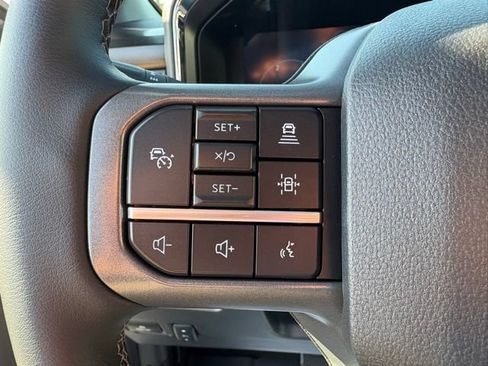 Used 2026 Ford F350 Lariat w/ Black Appearance Package AWD/4WD image 23