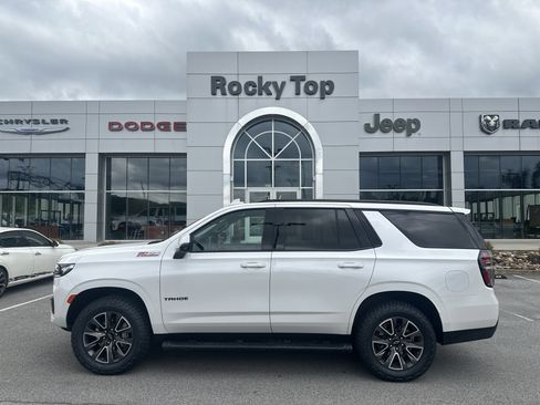 Used 2024 Chevrolet Tahoe Z71 w/ Luxury Package AWD/4WD image 1