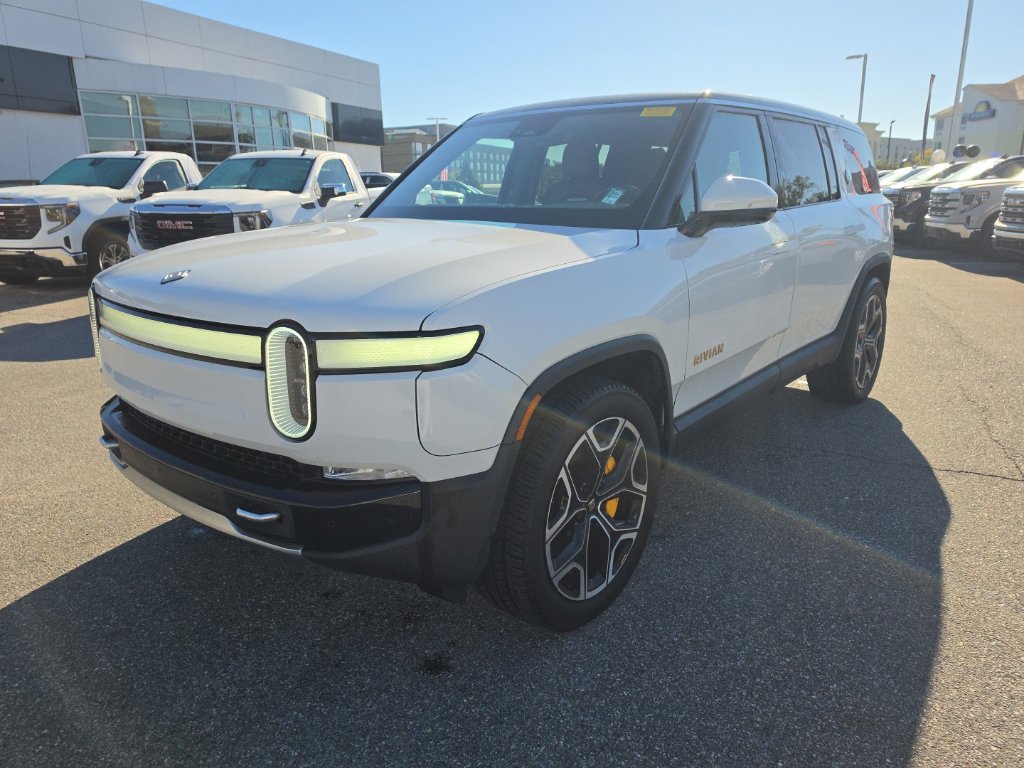 Used 2023 Rivian R1S Adventure Quad AWD/4WD image 3