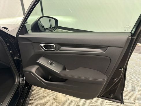 Used 2023 Honda Civic Sport image 14