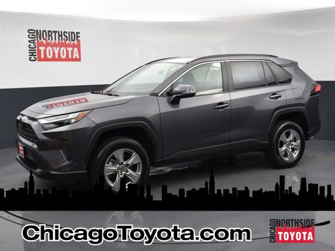 Used 2025 Toyota RAV4 XLE FWD image 1